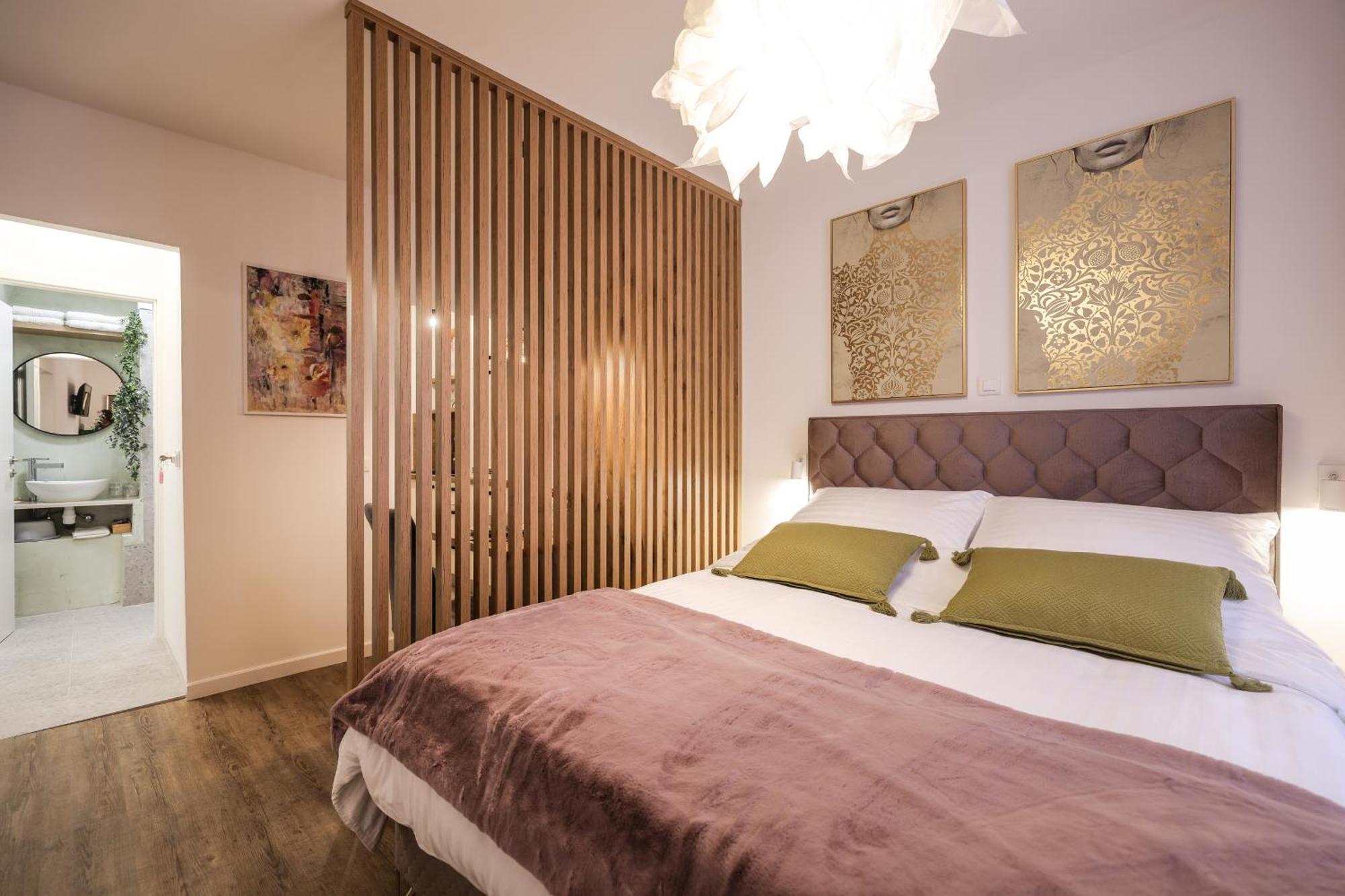Charming In Center Apartment Zadar